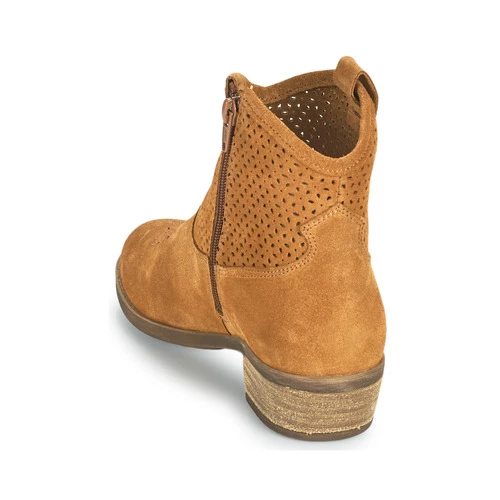 Betty London - OGEMMA Cognac 5 Betty London - OGEMMA Cognac – Image 5