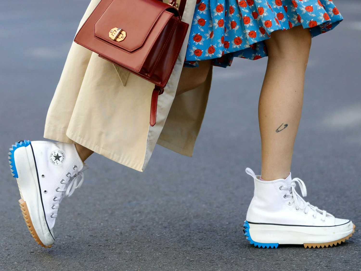 Baskets mode Soldes Boutique 11 Baskets mode Soldes Boutique -Baskets mode Soldes Boutique 2106322 w3424h2568c1cx1675cy2870cxt0cyt0cxb3424cyb3761 scaled